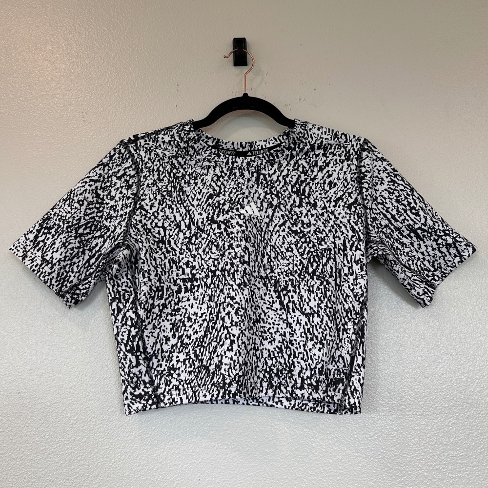 Adidas Techfit Aeroready Cropped Training Tee Black White Abstract Print L